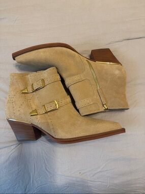 Dolce Vita Women’s Ronnie Boots Size 13